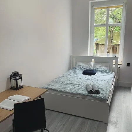Rooms4less Pensjonat *